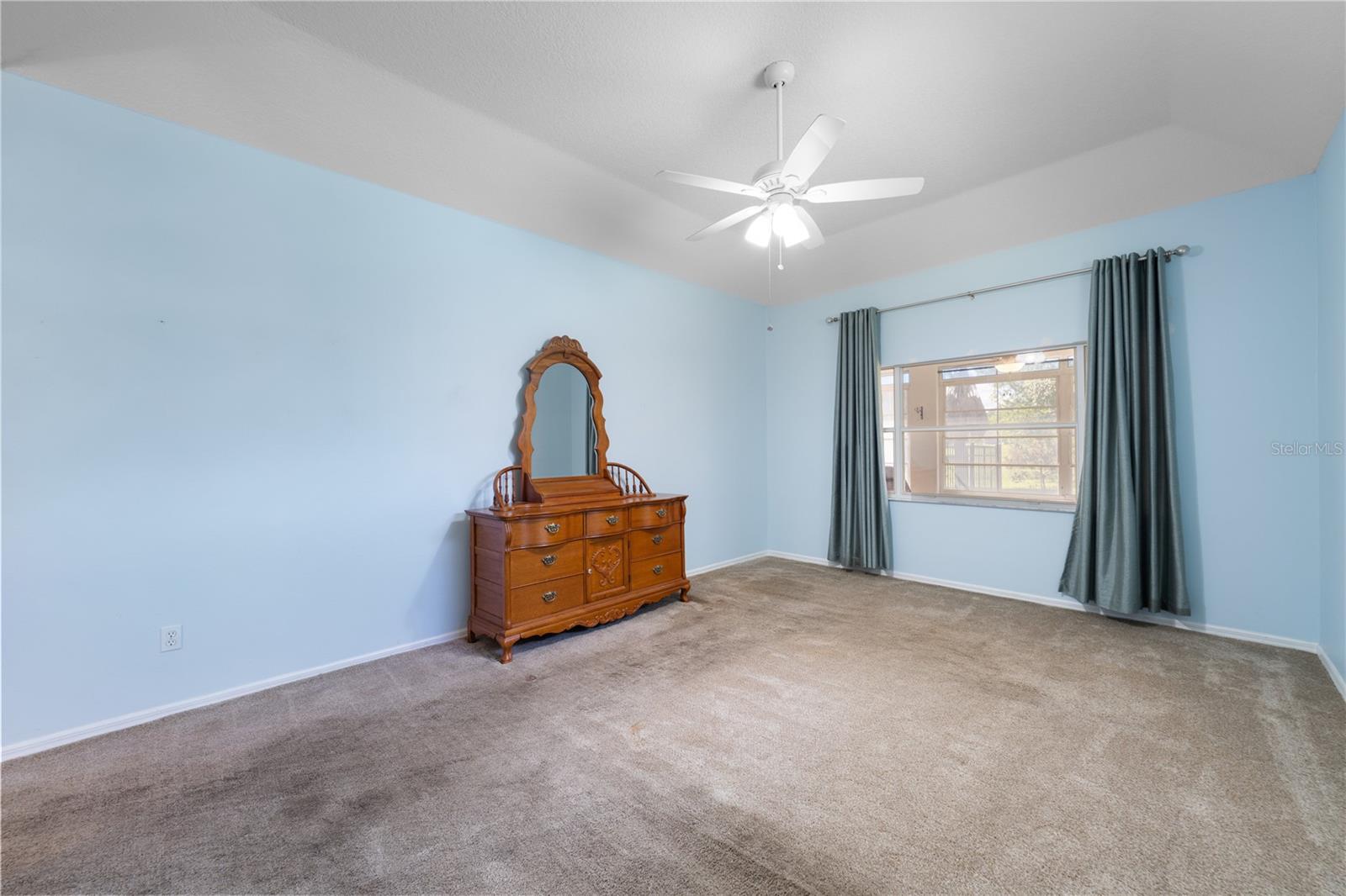 Image 30 of 56 For 507 Dowling Circle