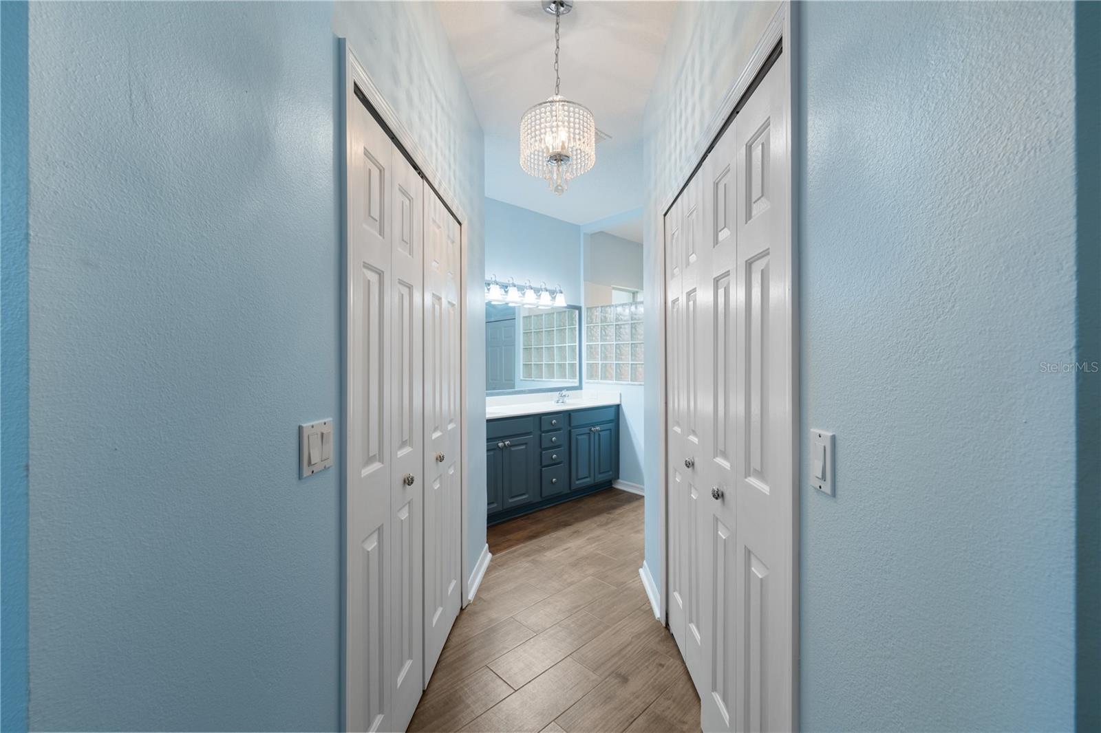 Image 31 of 56 For 507 Dowling Circle