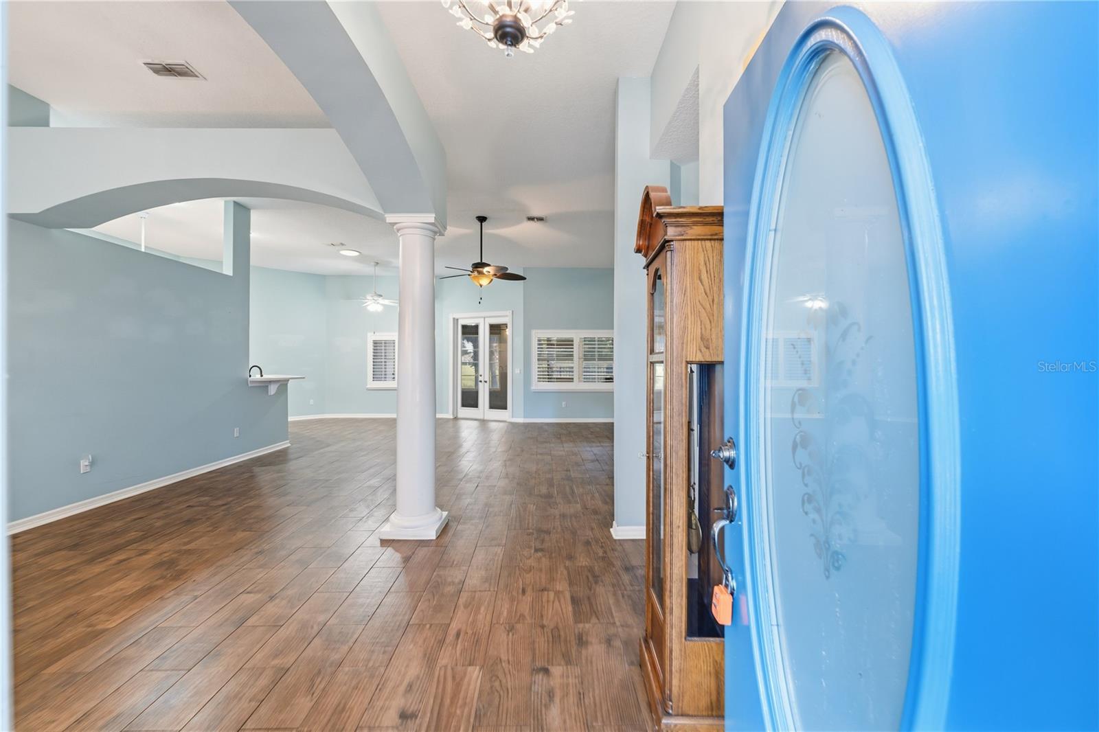 Image 7 of 56 For 507 Dowling Circle