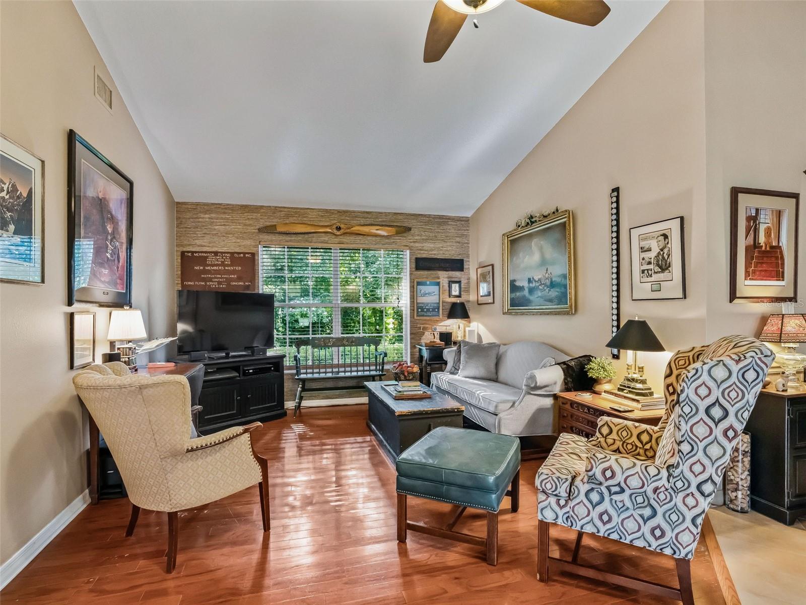 Image 15 of 41 For 9856 Fairway Circle