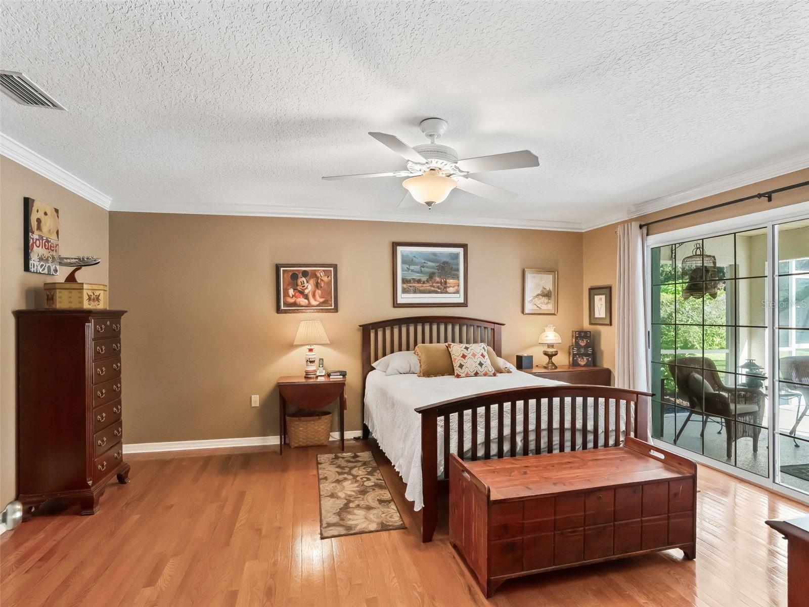 Image 17 of 41 For 9856 Fairway Circle