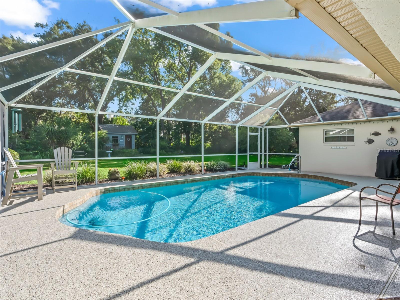 Image 31 of 41 For 9856 Fairway Circle