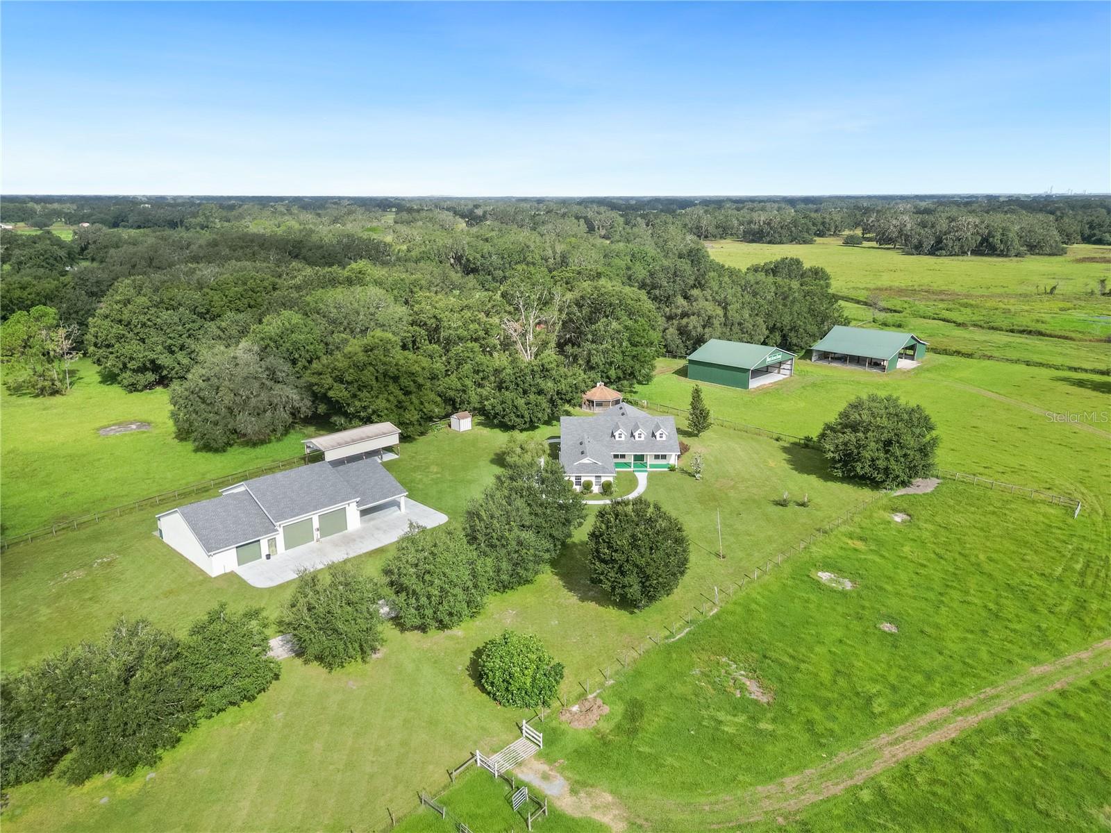 Image 4 of 88 For 6208 54th Trail