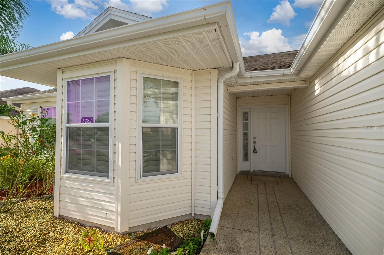 Image 4 of 32 For 5087 121st Avenue