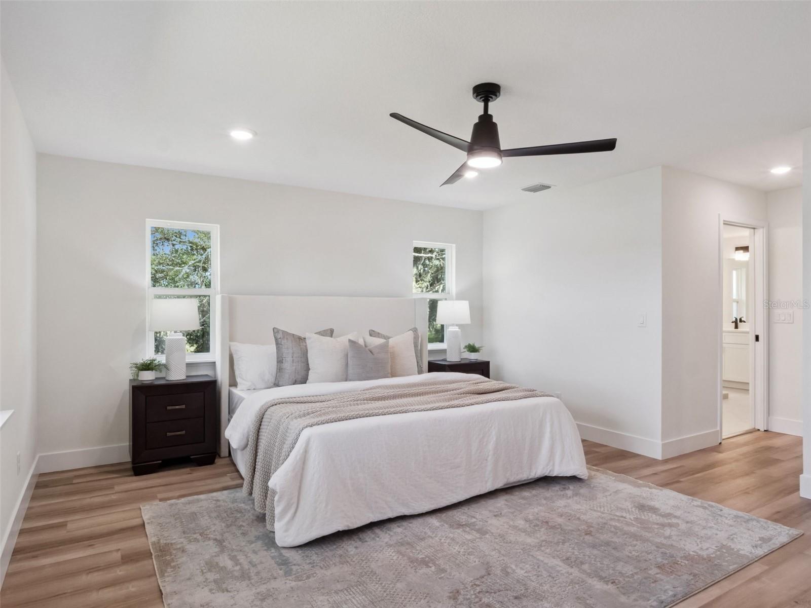 Image 25 of 67 For 10951 Autumn Ln