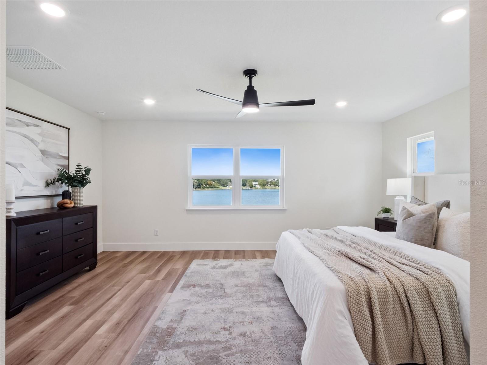 Image 27 of 67 For 10951 Autumn Ln