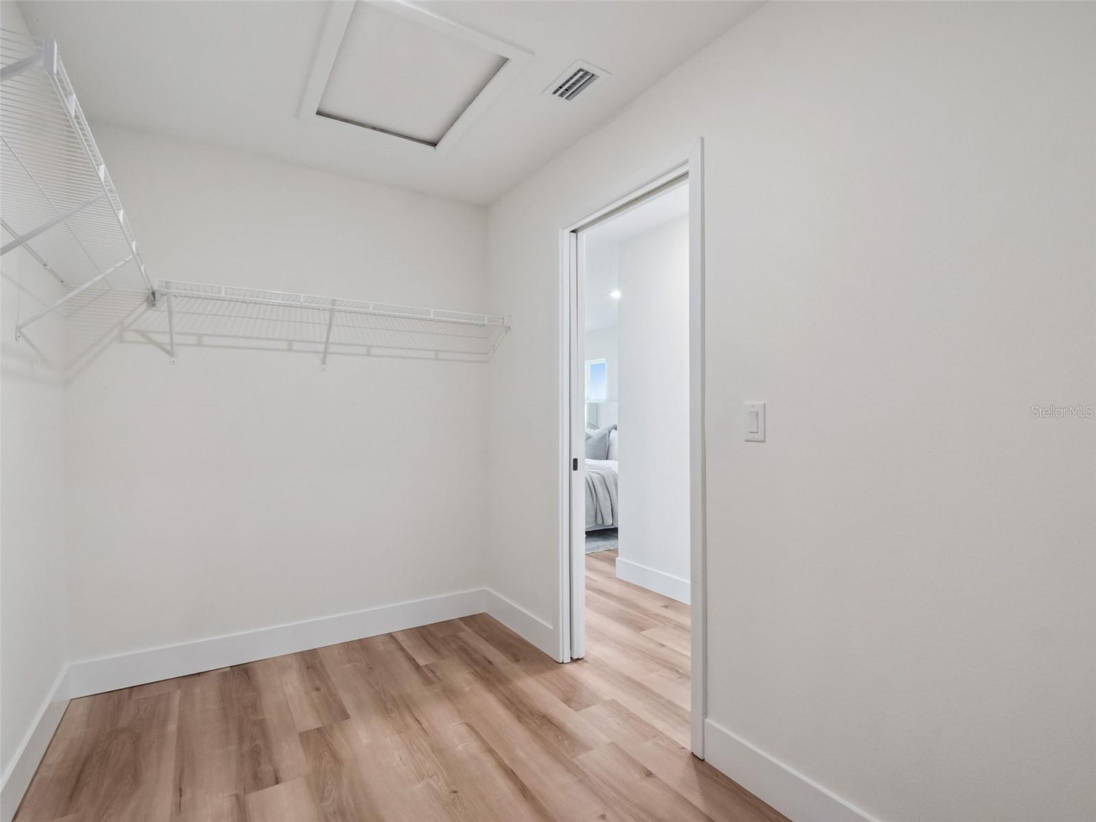 Image 29 of 67 For 10951 Autumn Ln