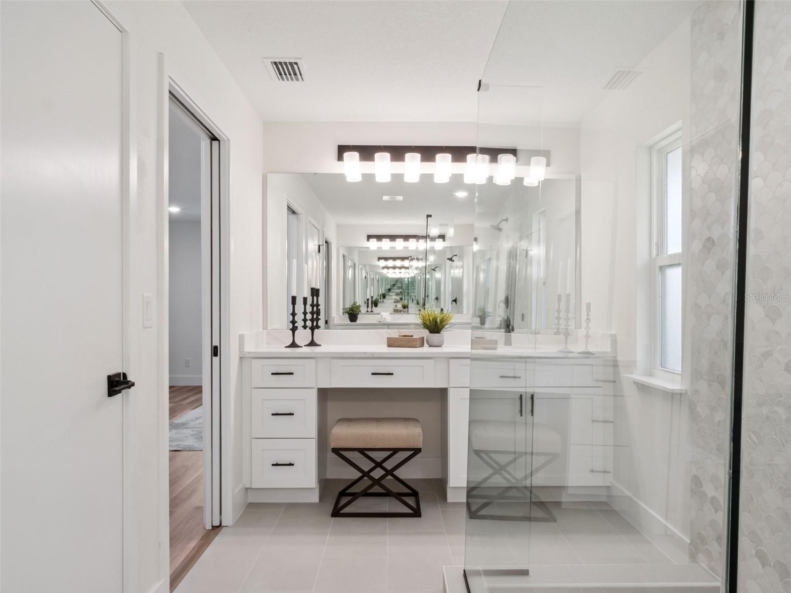 Image 31 of 67 For 10951 Autumn Ln