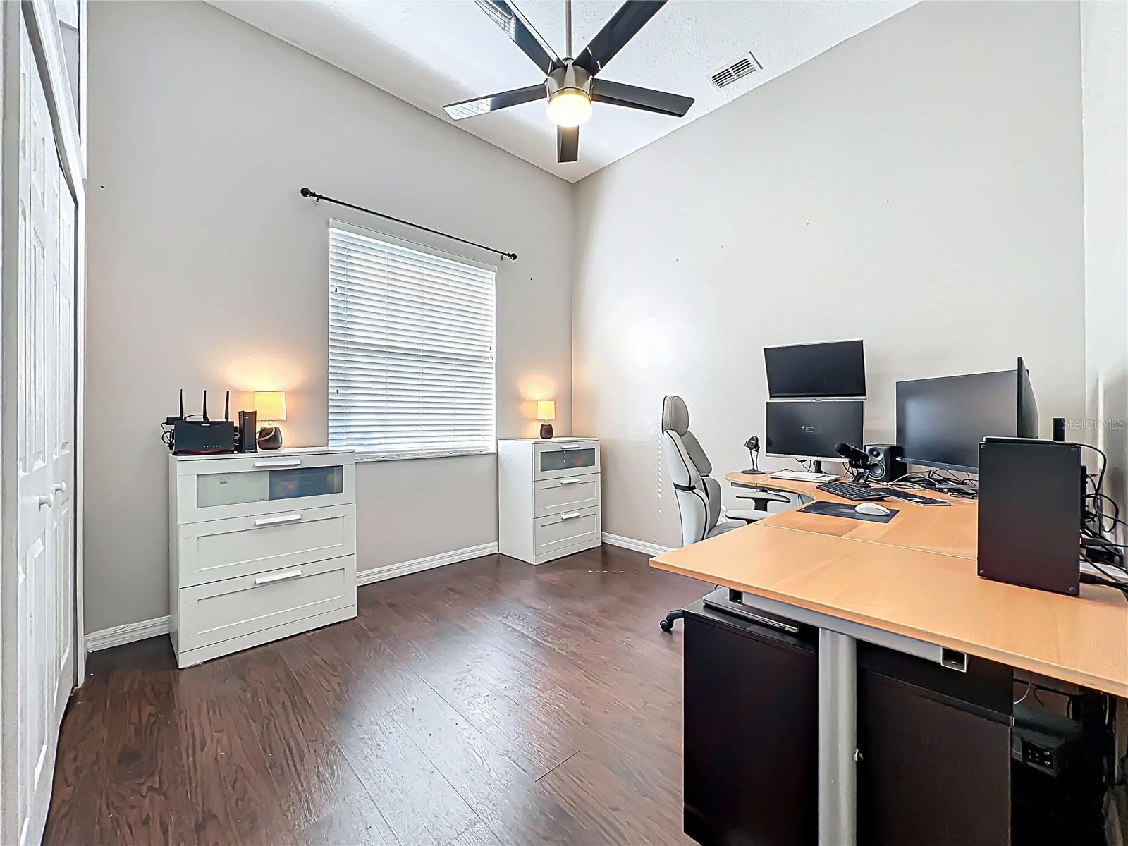 Image 32 of 63 For 2916 Majestic Isle Drive