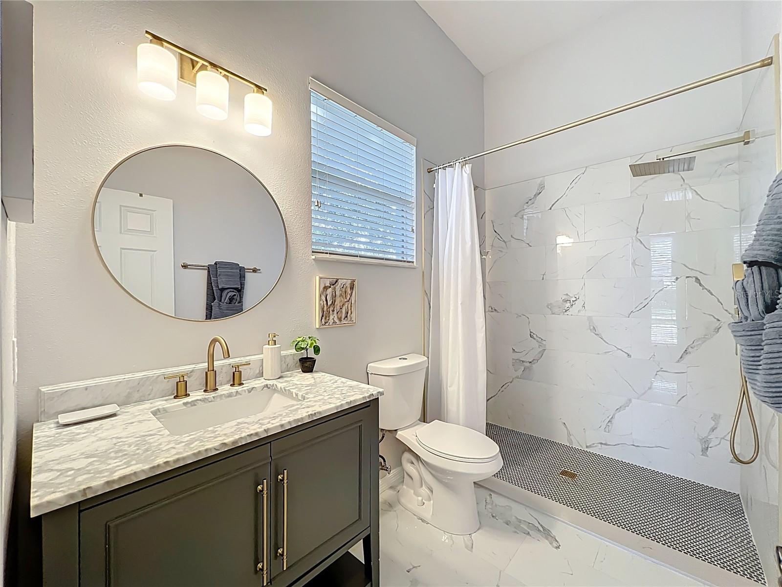 Image 34 of 63 For 2916 Majestic Isle Drive