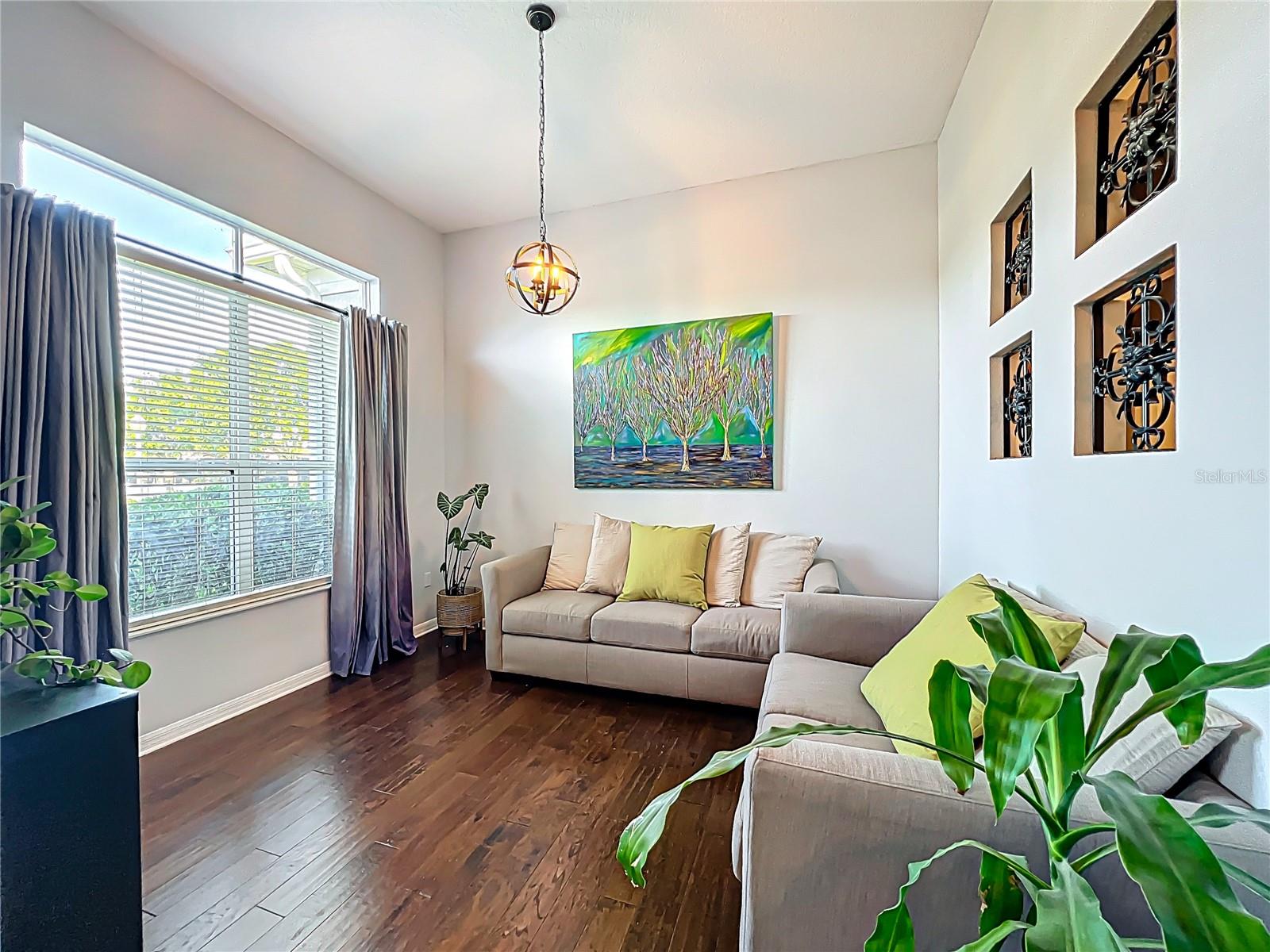 Image 5 of 63 For 2916 Majestic Isle Drive