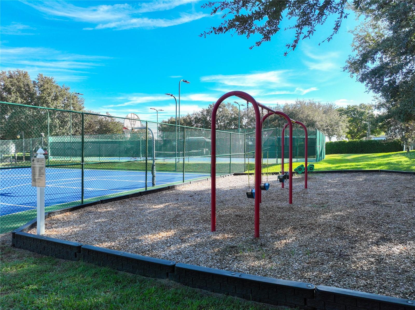 Image 55 of 63 For 2916 Majestic Isle Drive