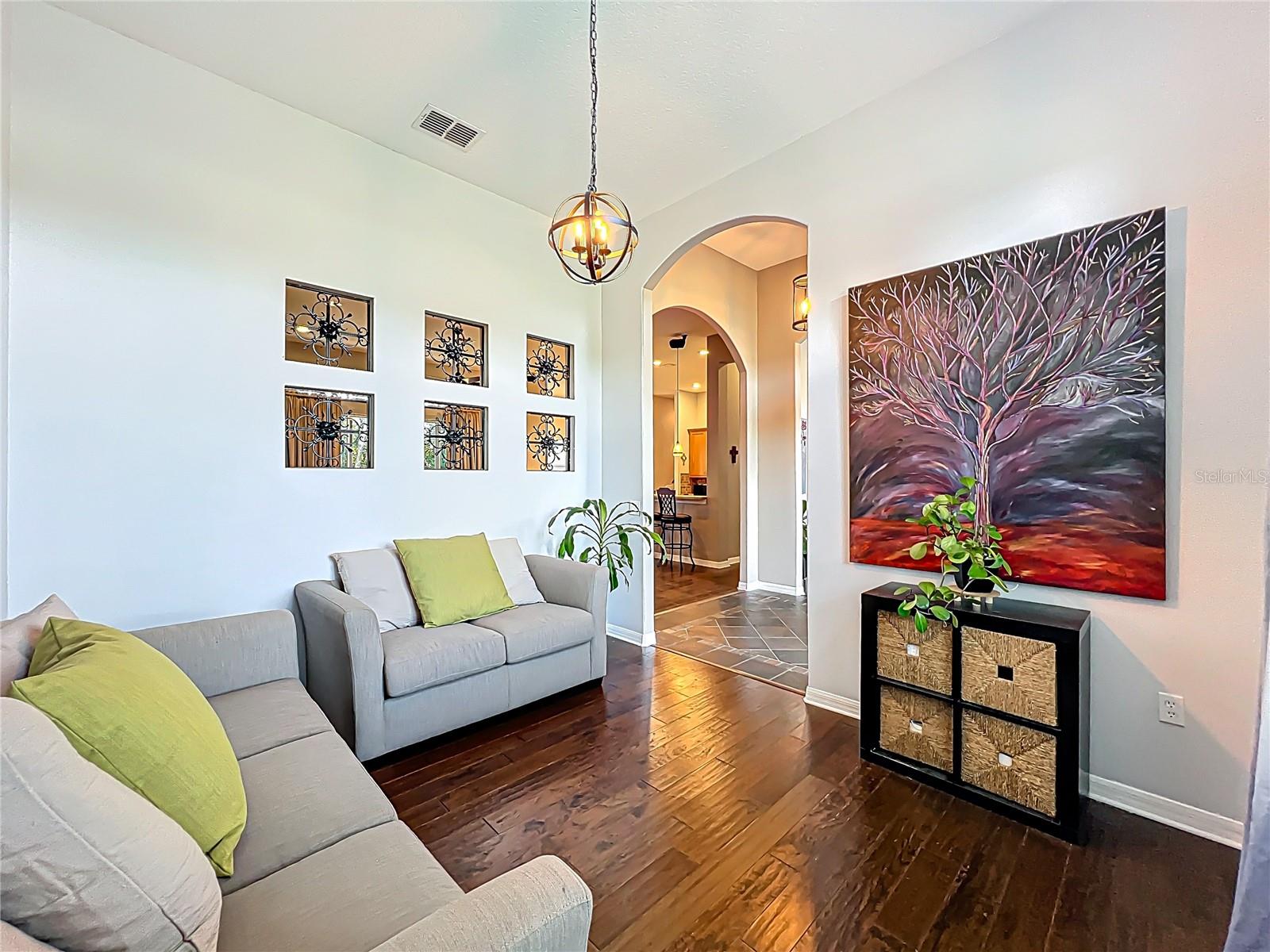 Image 6 of 63 For 2916 Majestic Isle Drive