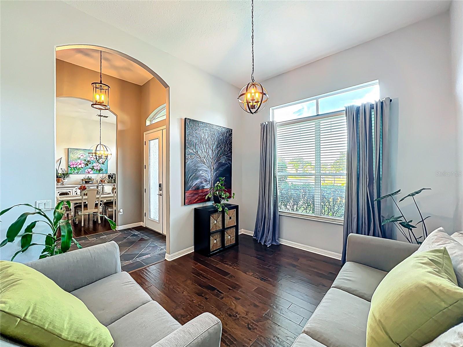 Image 7 of 63 For 2916 Majestic Isle Drive