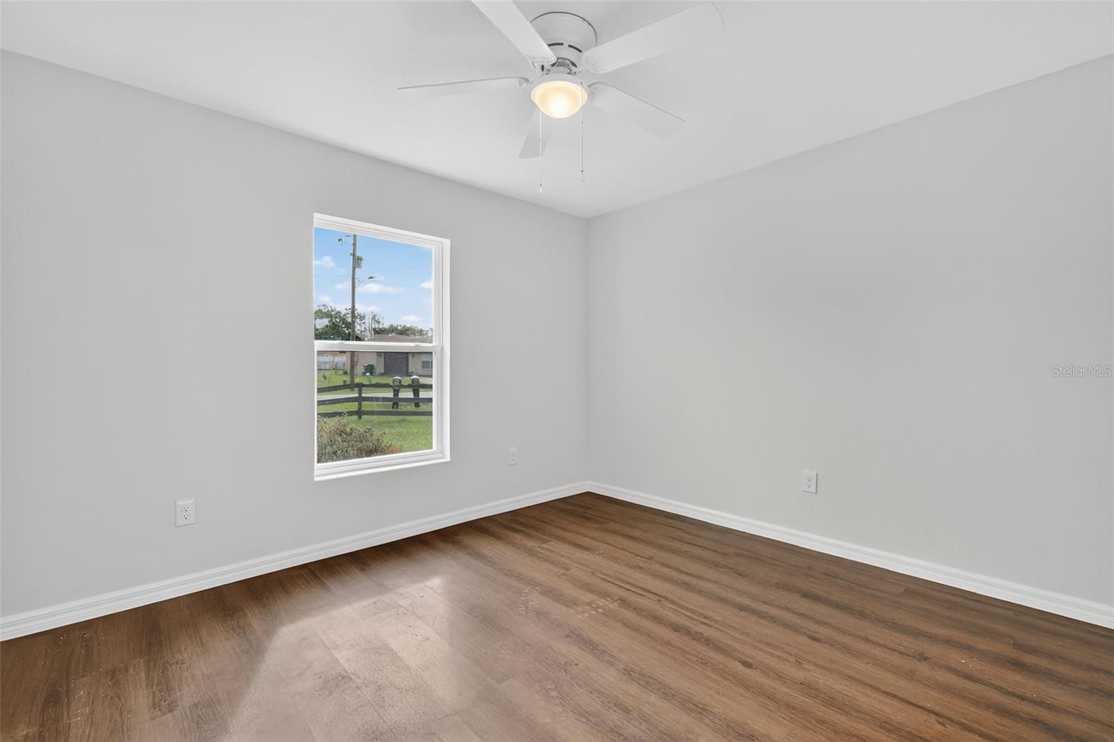 Image 18 of 24 For 1220 Padgett Circle