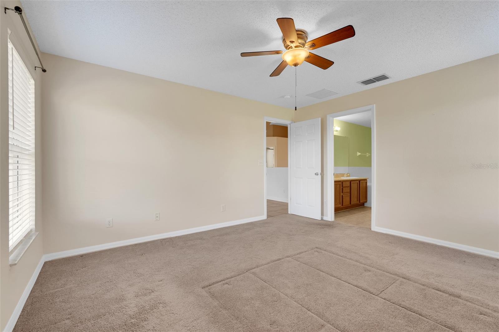 Image 32 of 42 For 1045 Bluegrass Drive