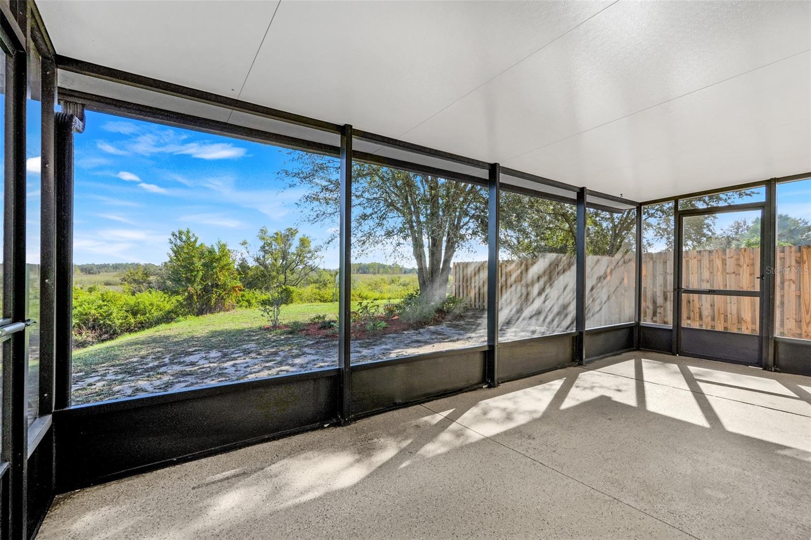 Image 35 of 42 For 1045 Bluegrass Drive