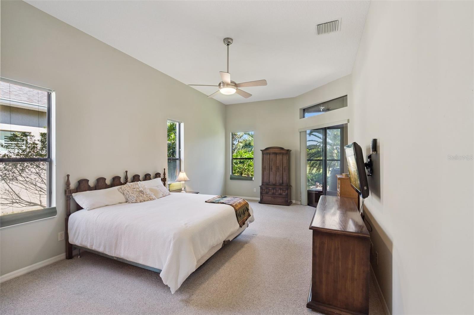 Image 22 of 35 For 27238 Stoney Brook Drive