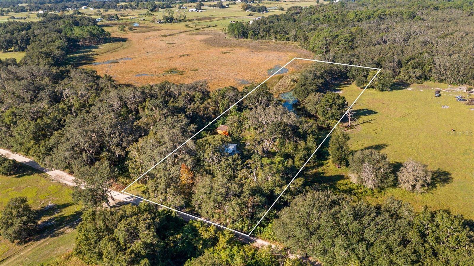 Image 19 of 24 For 23158 Loop Road