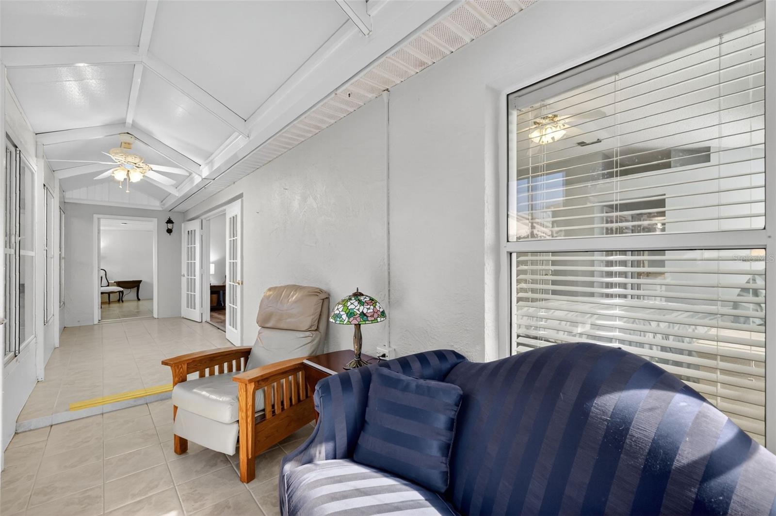 Image 29 of 35 For 511 Loma Paseo Drive