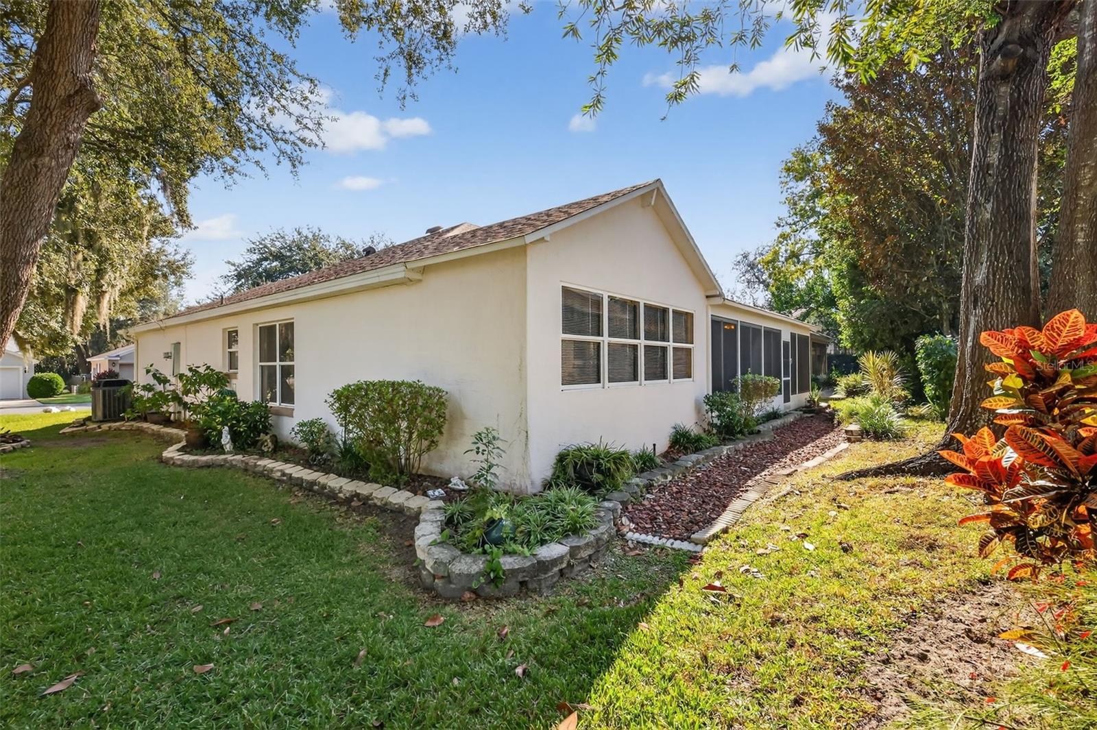 Image 33 of 35 For 511 Loma Paseo Drive