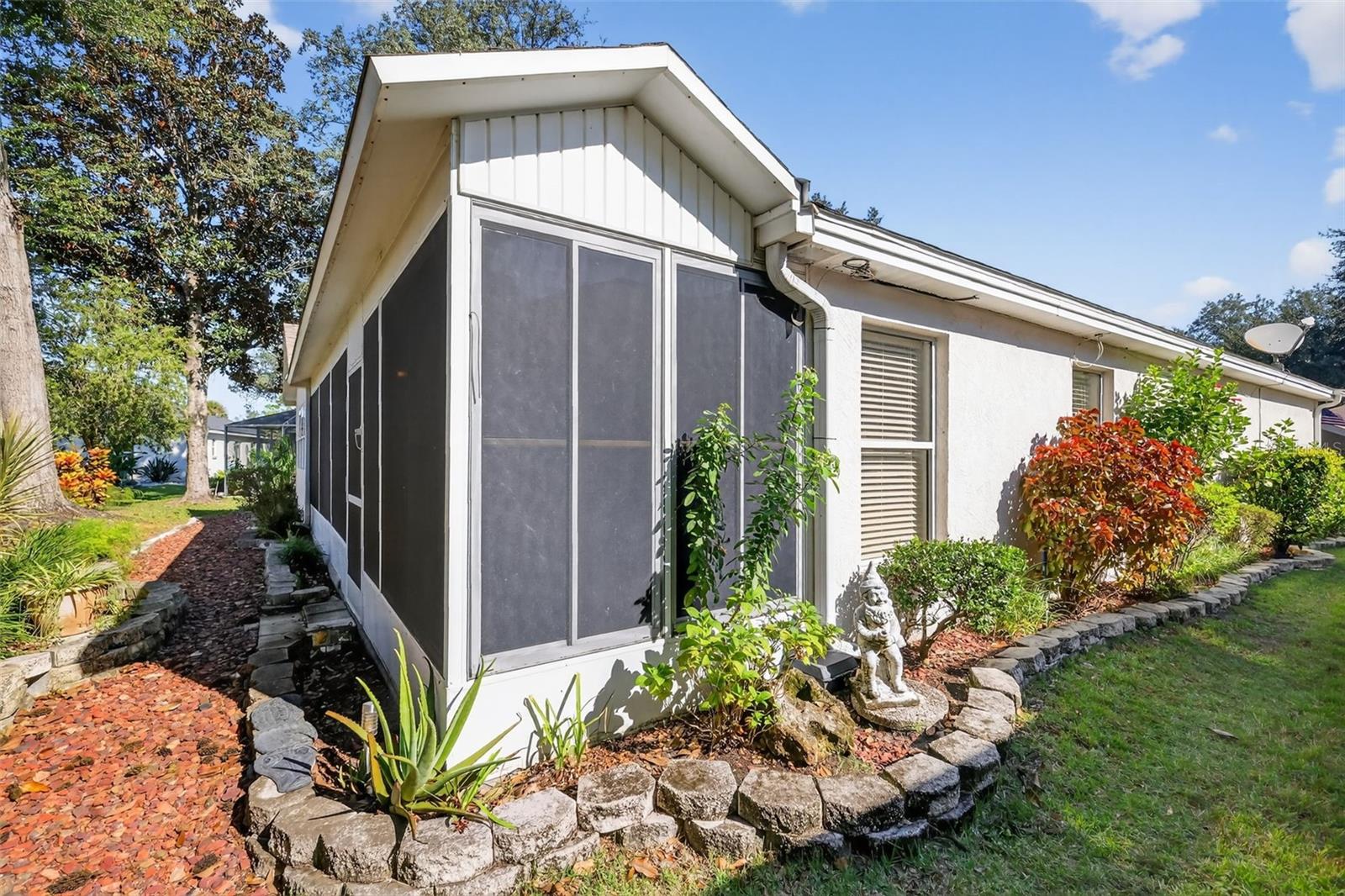 Image 34 of 35 For 511 Loma Paseo Drive