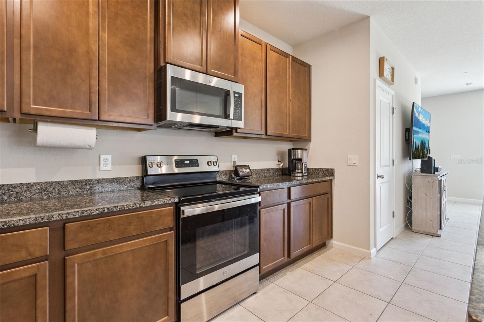 Image 10 of 37 For 1809 Holden Ridge Lane