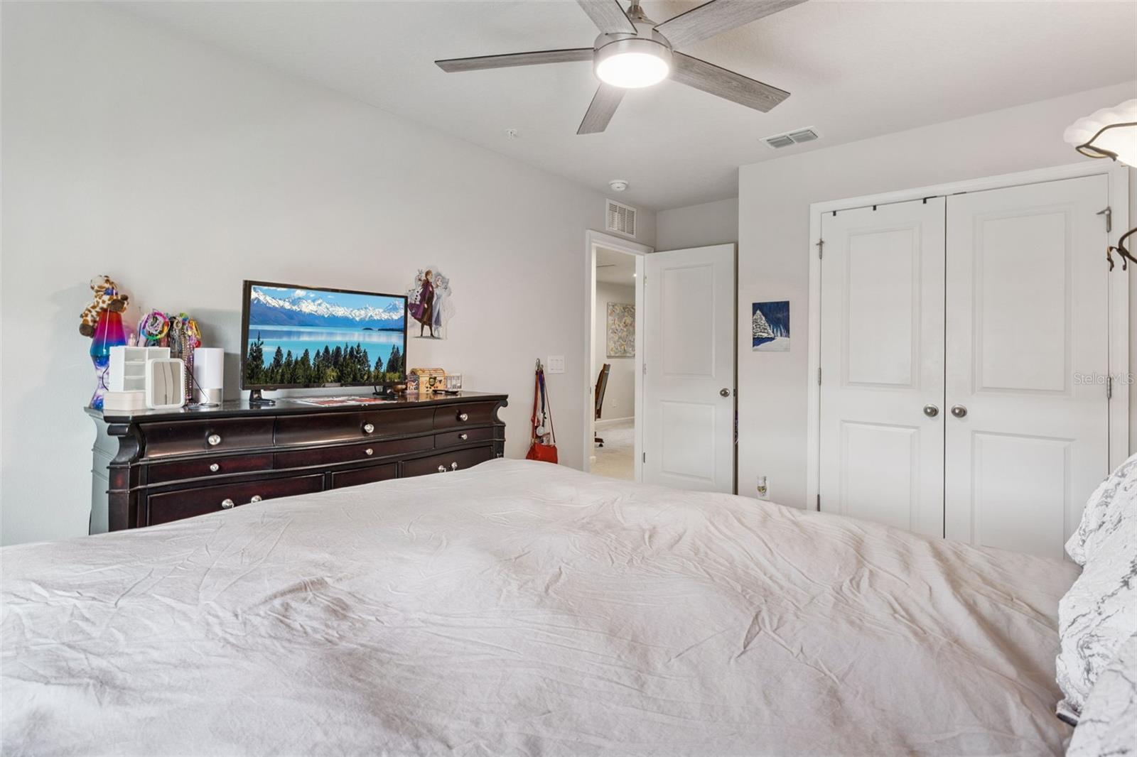 Image 21 of 37 For 1809 Holden Ridge Lane