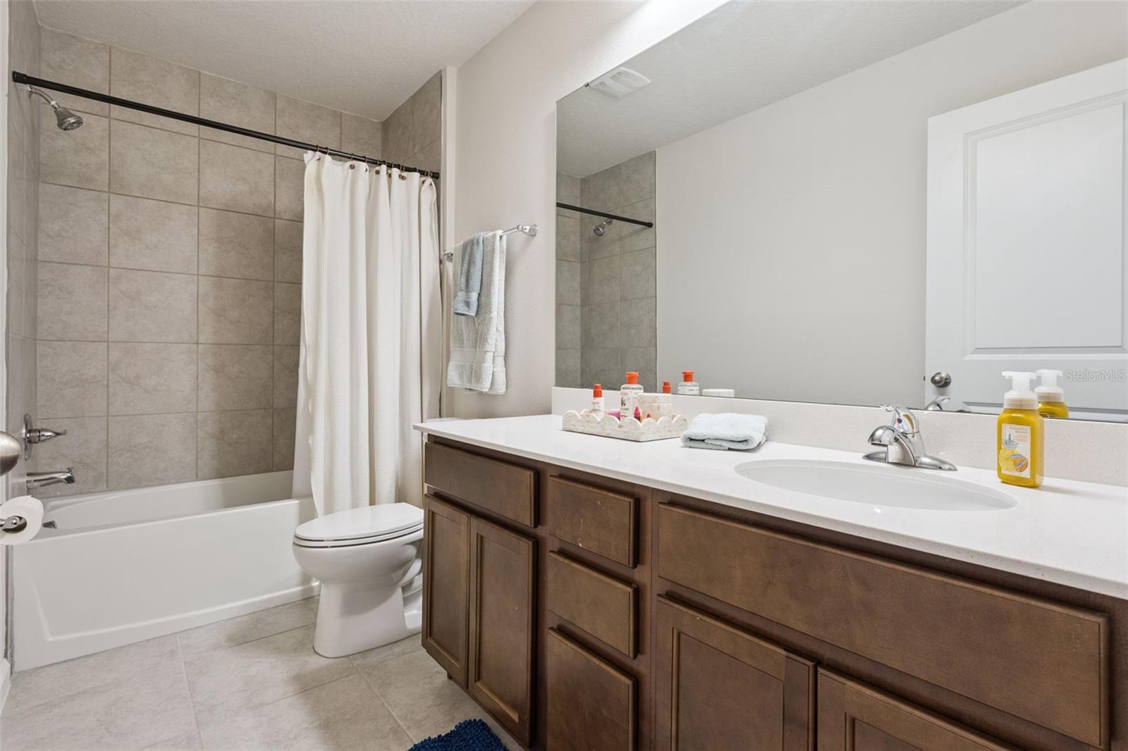 Image 24 of 37 For 1809 Holden Ridge Lane