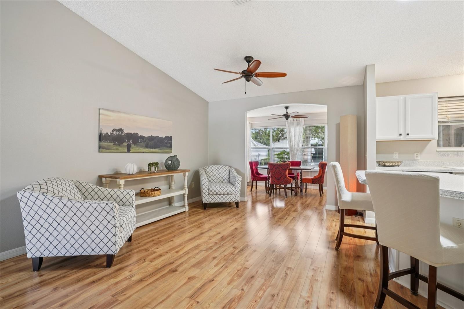 Image 12 of 38 For 2737 Privada Drive