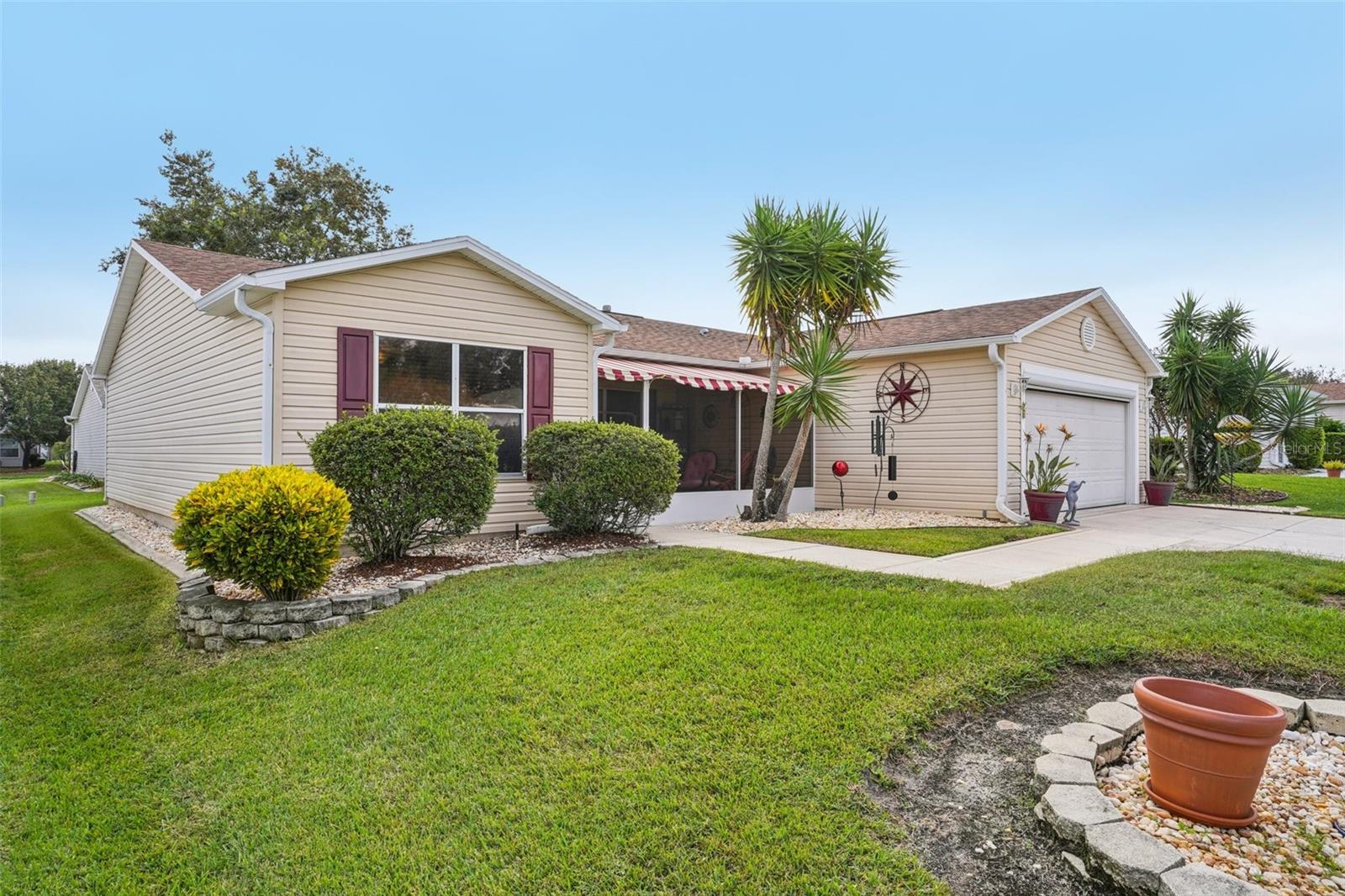 Image 2 of 38 For 2737 Privada Drive