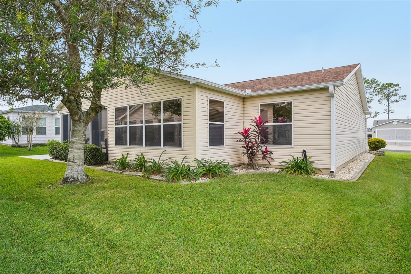 Image 37 of 38 For 2737 Privada Drive