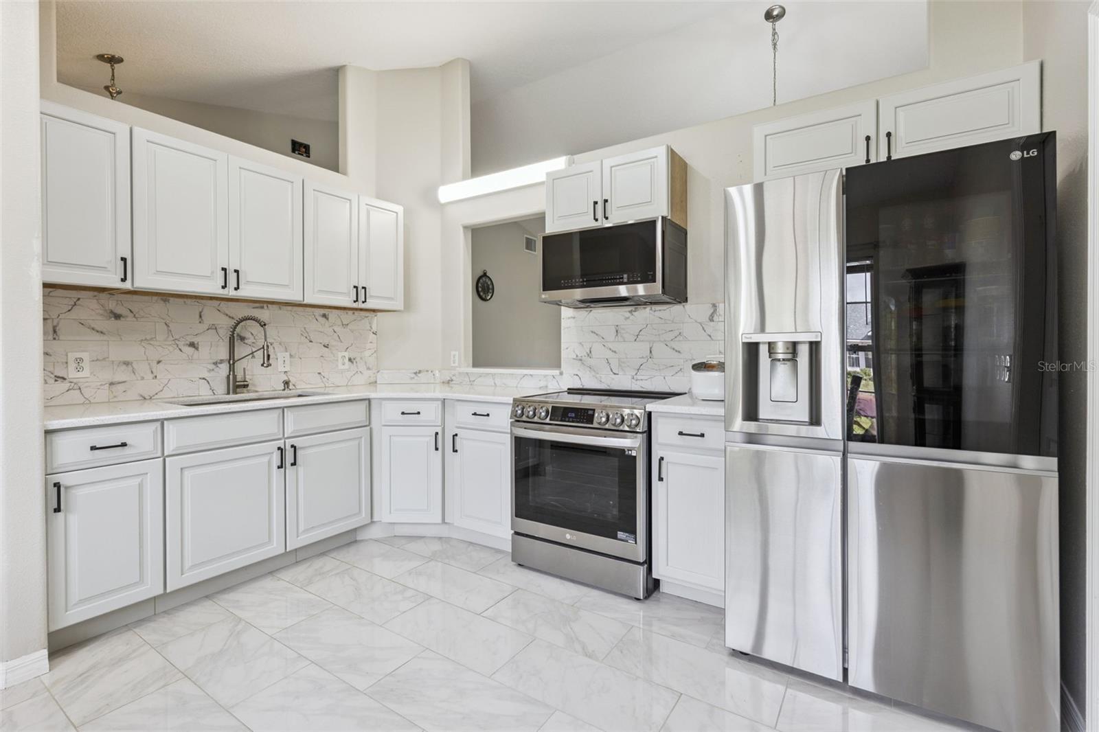 Image 14 of 32 For 3711 Meadow Green Drive