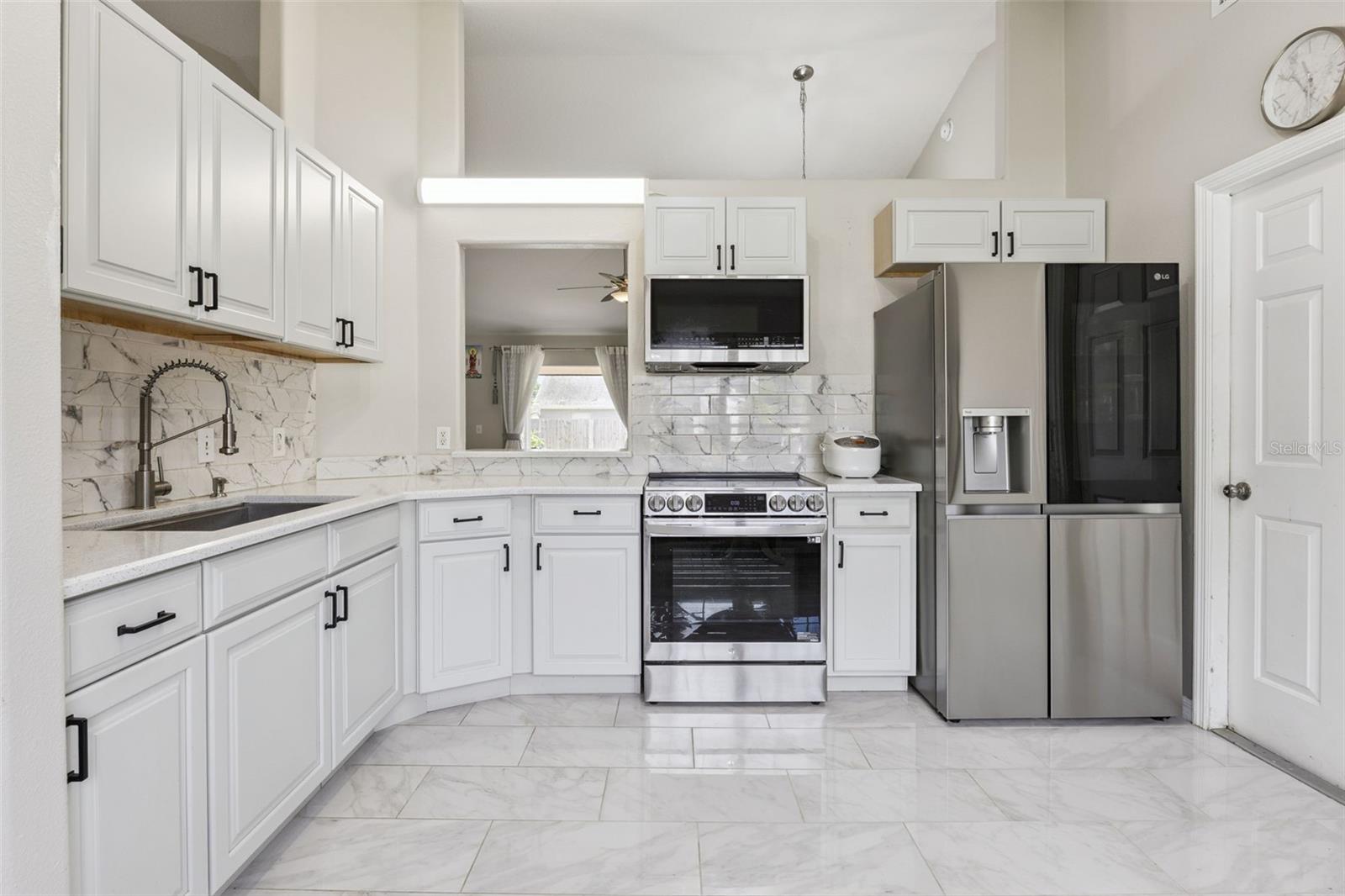 Image 15 of 32 For 3711 Meadow Green Drive