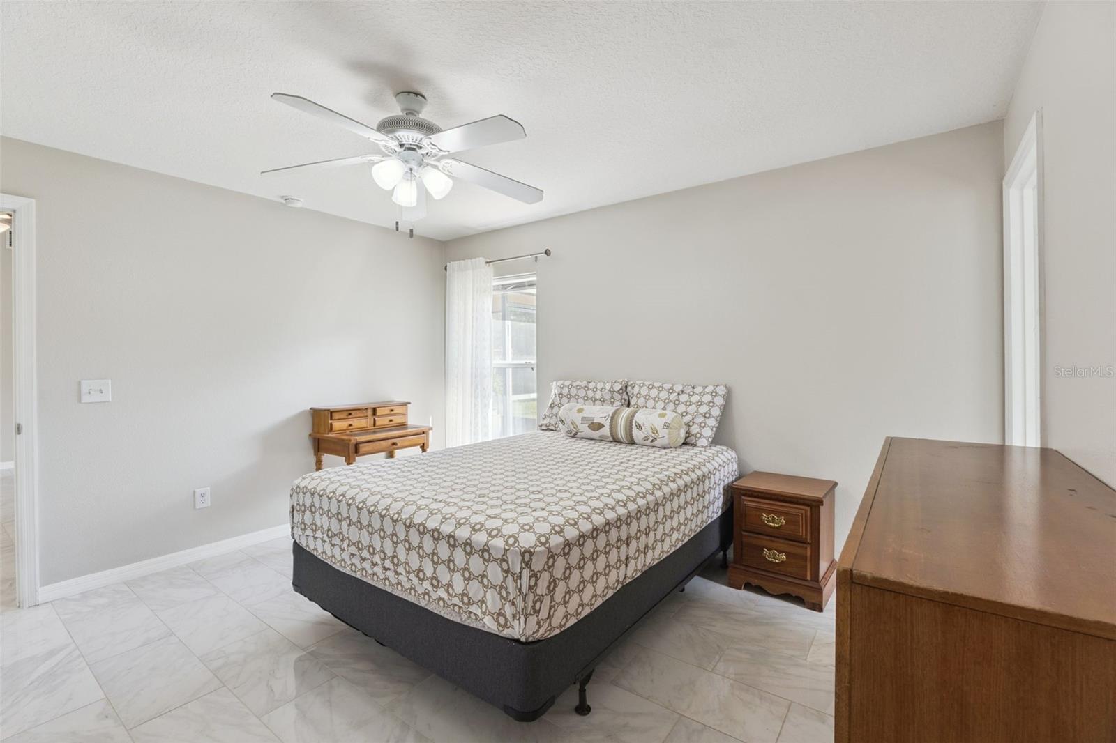 Image 20 of 32 For 3711 Meadow Green Drive