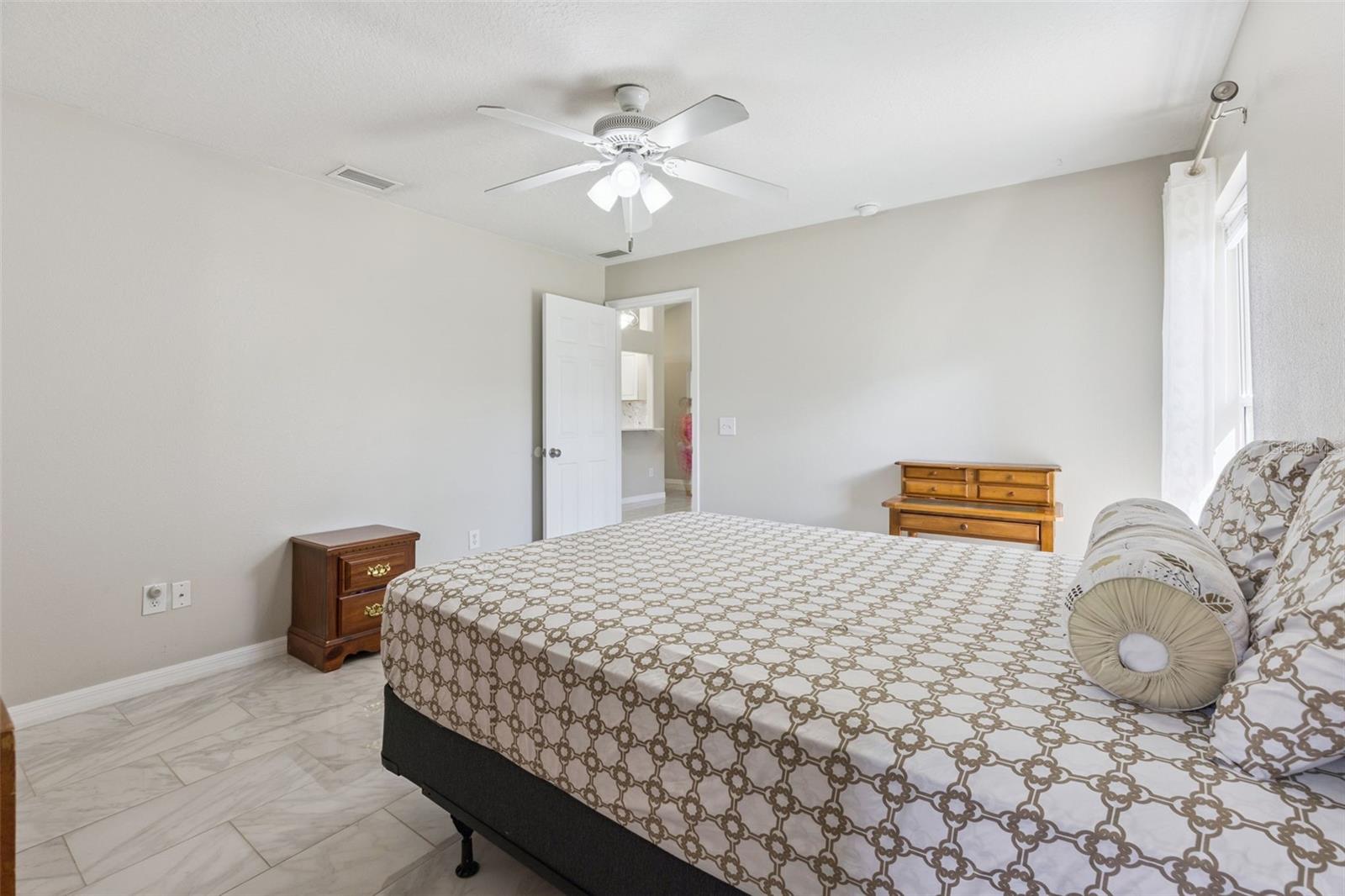 Image 21 of 32 For 3711 Meadow Green Drive