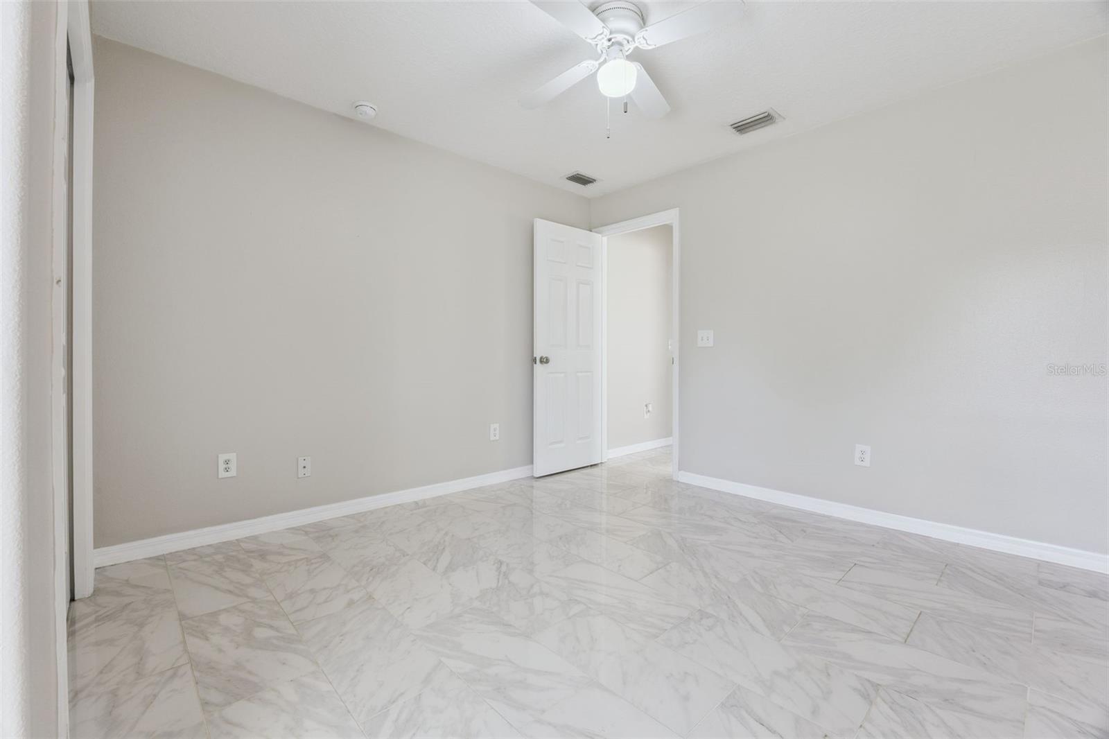 Image 22 of 32 For 3711 Meadow Green Drive