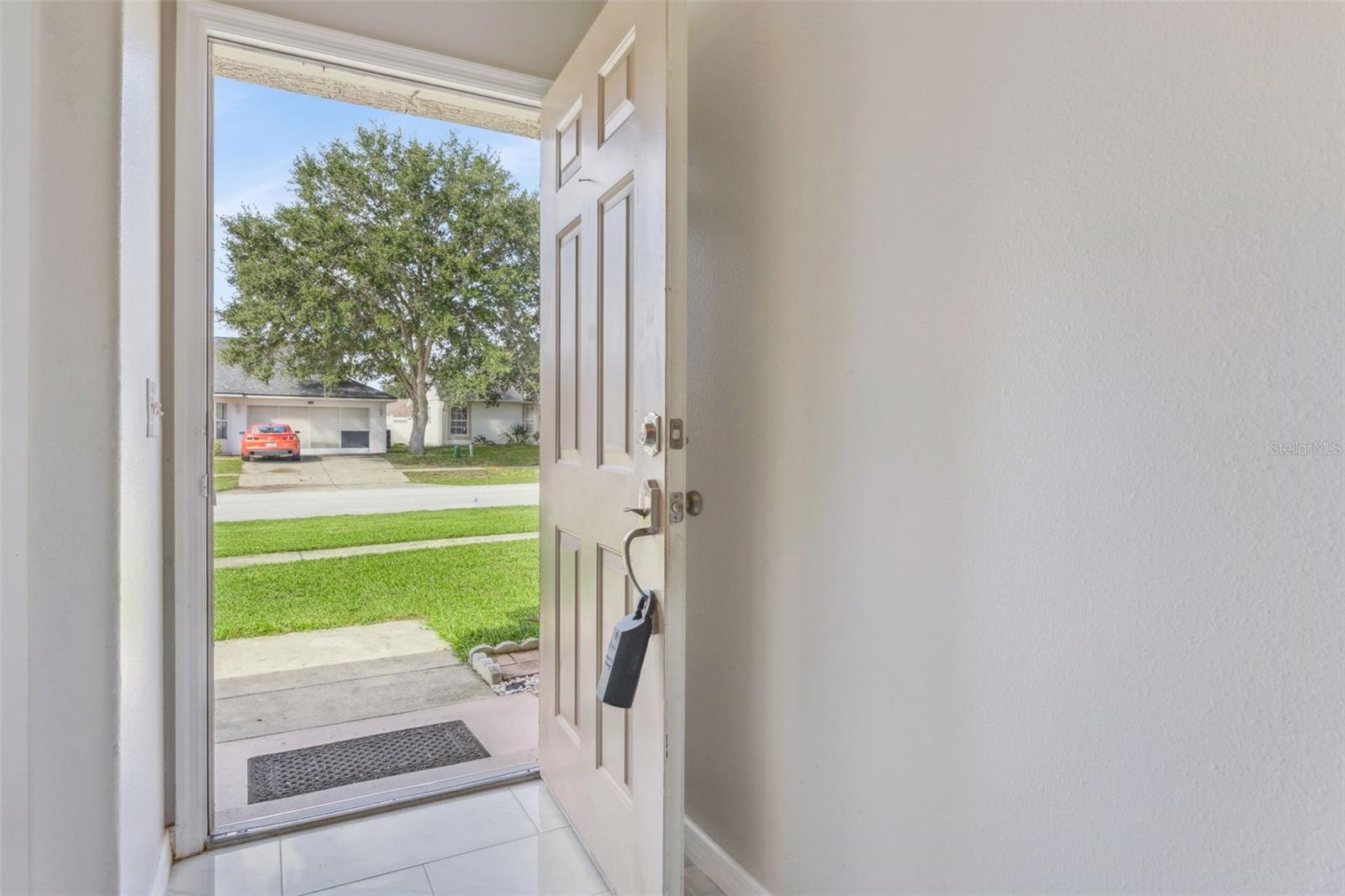 Image 4 of 32 For 3711 Meadow Green Drive