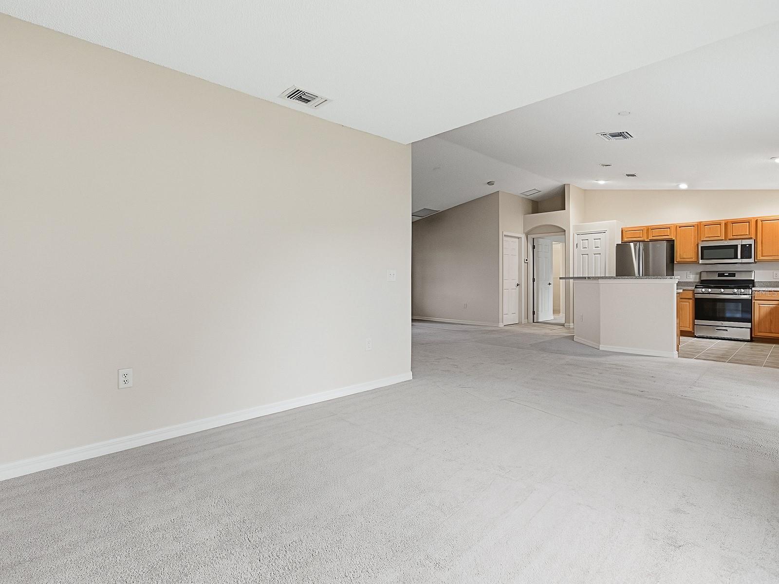 Image 11 of 41 For 231 Bentwood Drive