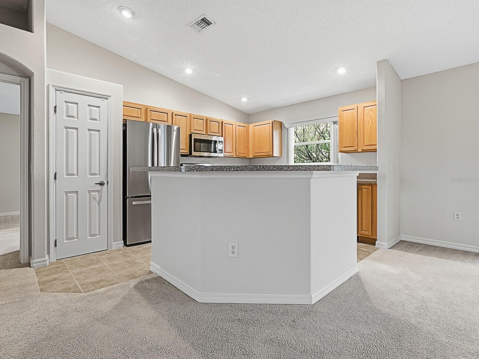 Image 18 of 41 For 231 Bentwood Drive