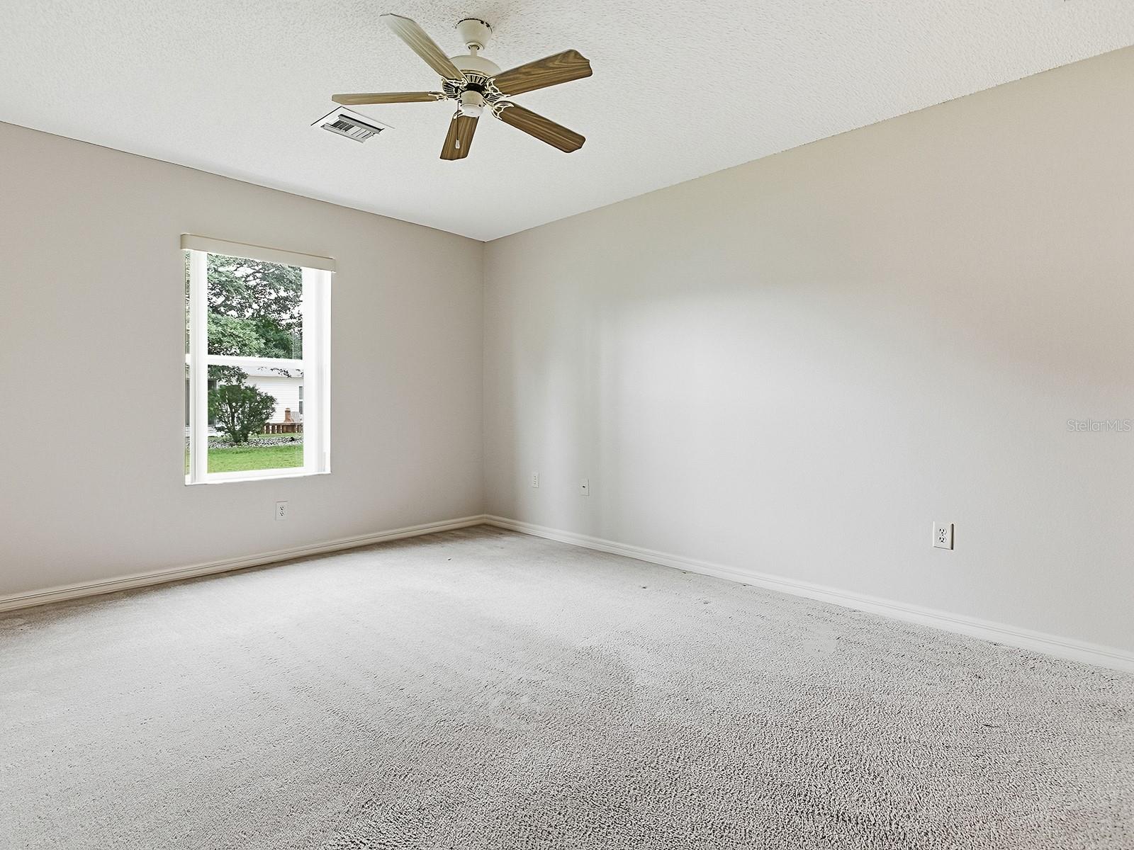 Image 26 of 41 For 231 Bentwood Drive