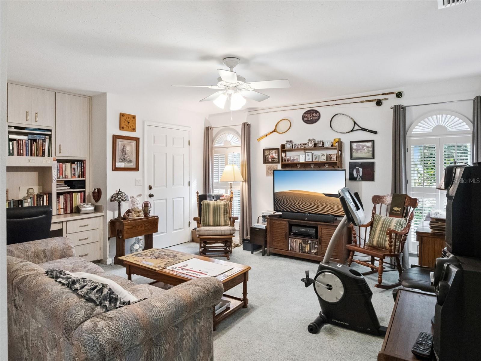 Image 29 of 86 For 5609 Rosewall Circle