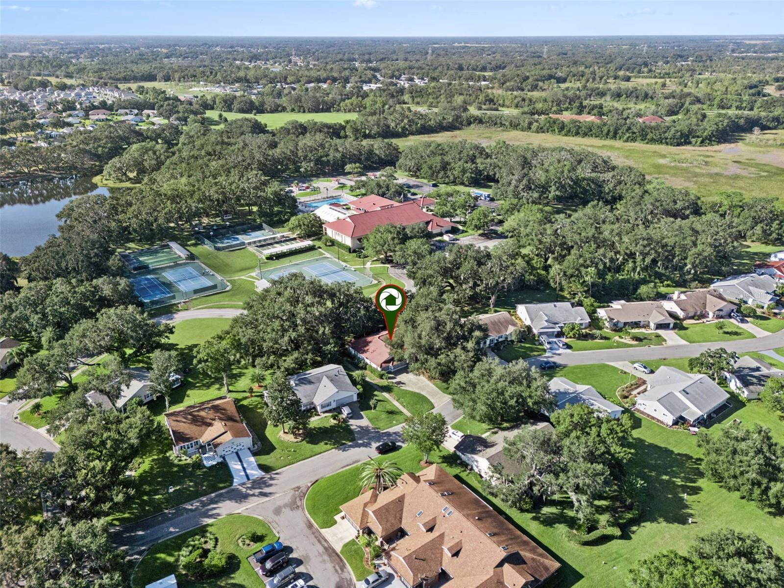 Image 41 of 86 For 5609 Rosewall Circle