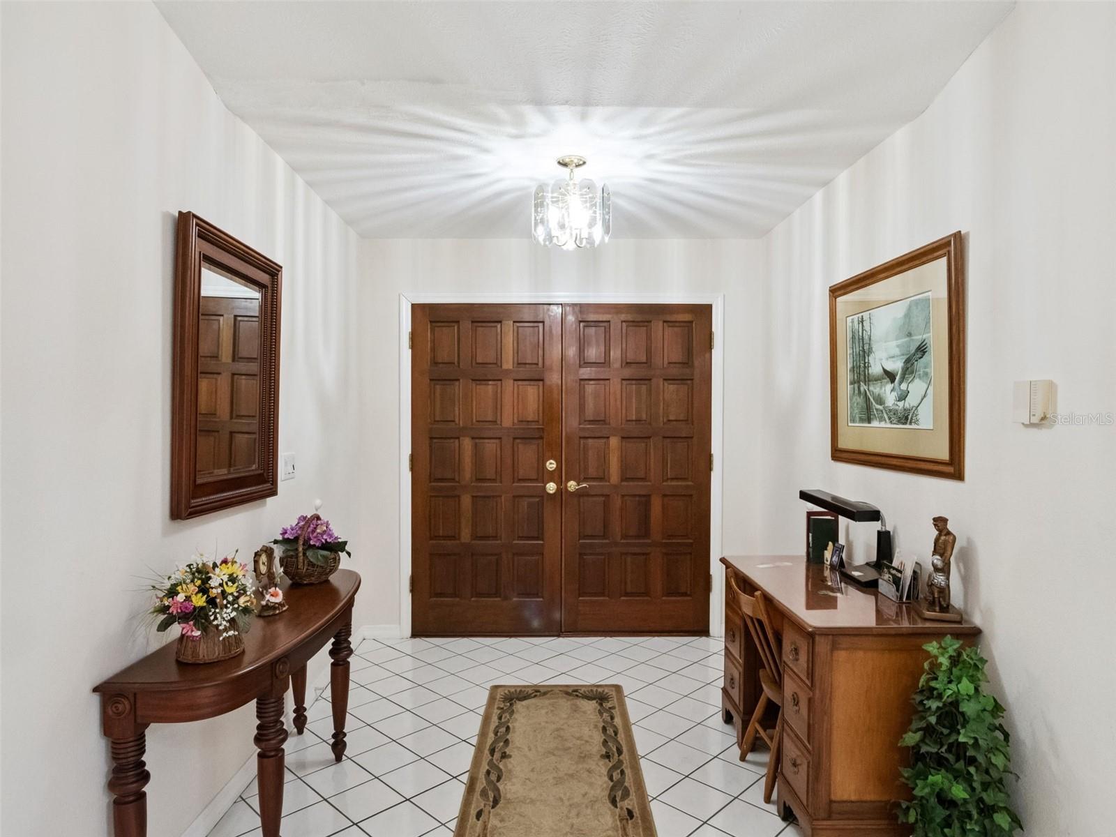 Image 9 of 86 For 5609 Rosewall Circle