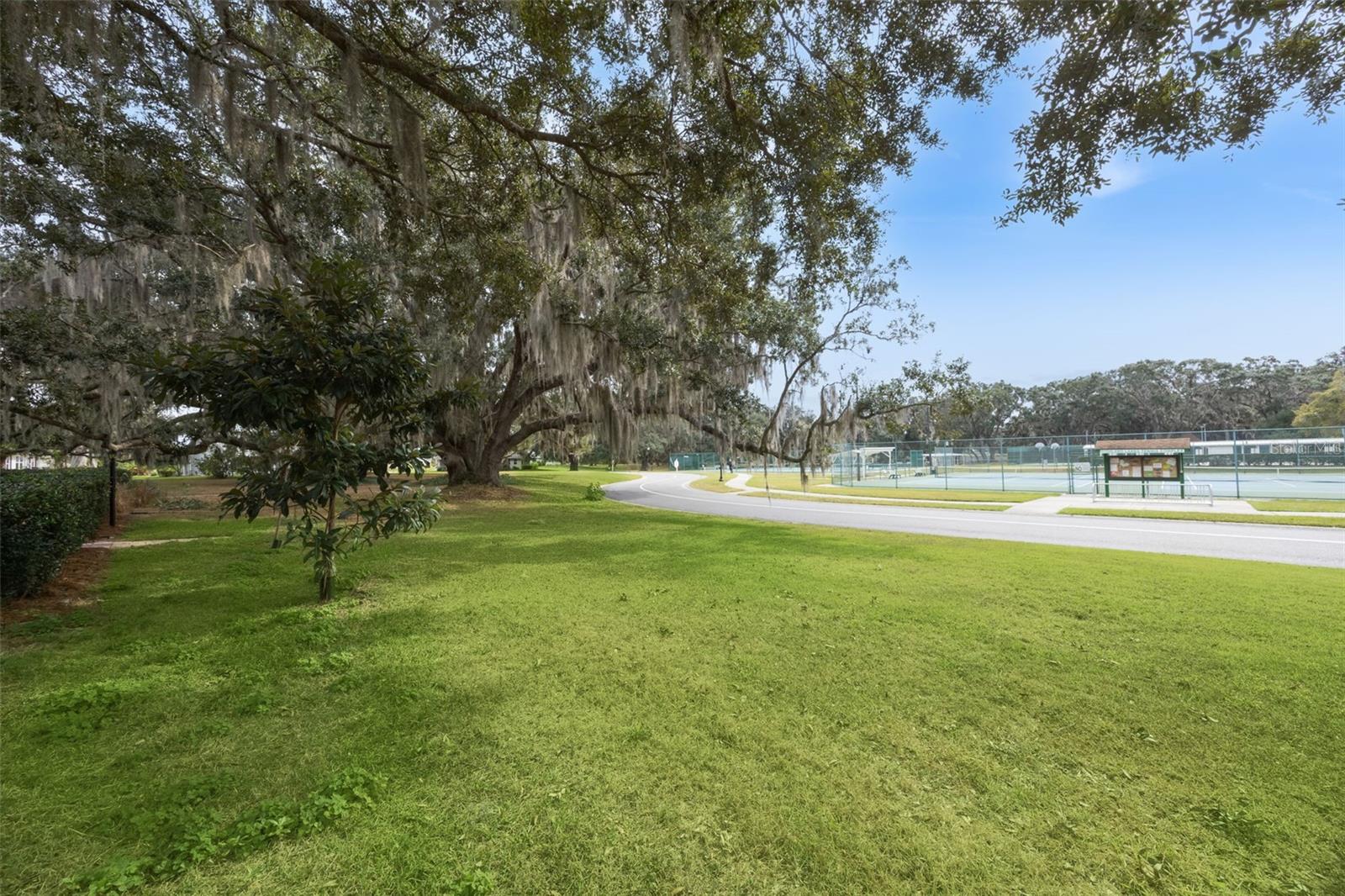 Image 98 of 99 For 5609 Rosewall Circle