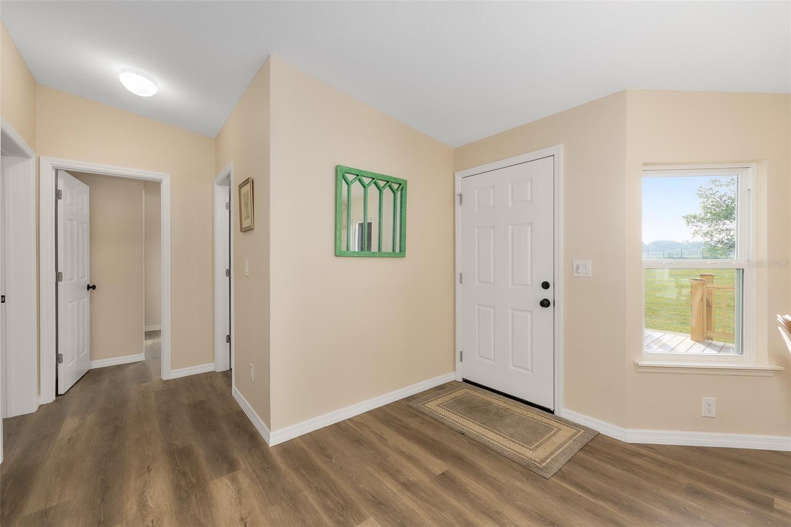Image 12 of 52 For 15530 47th Avenue