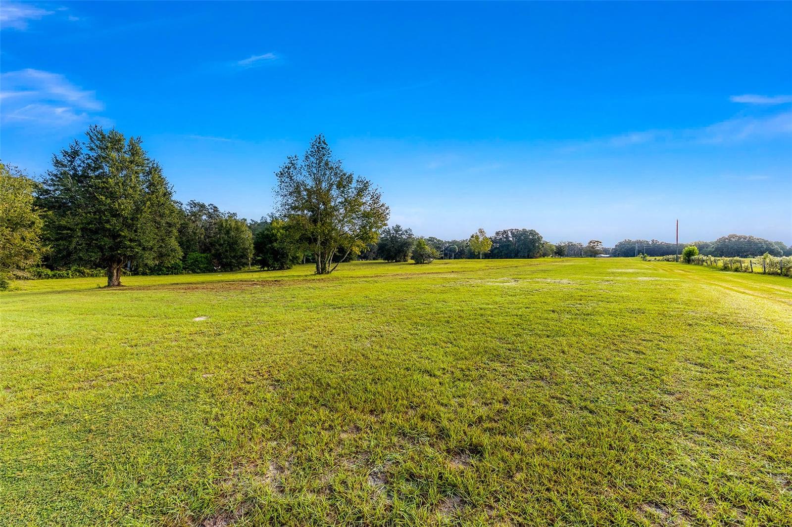 Image 4 of 52 For 15530 47th Avenue