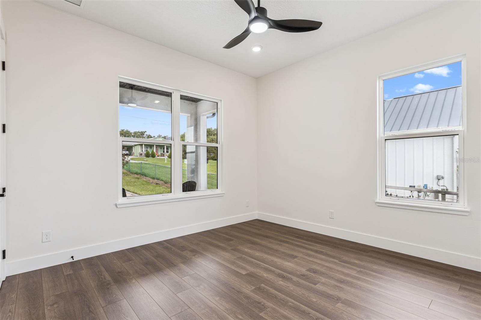 Image 12 of 82 For 17540 Third Street