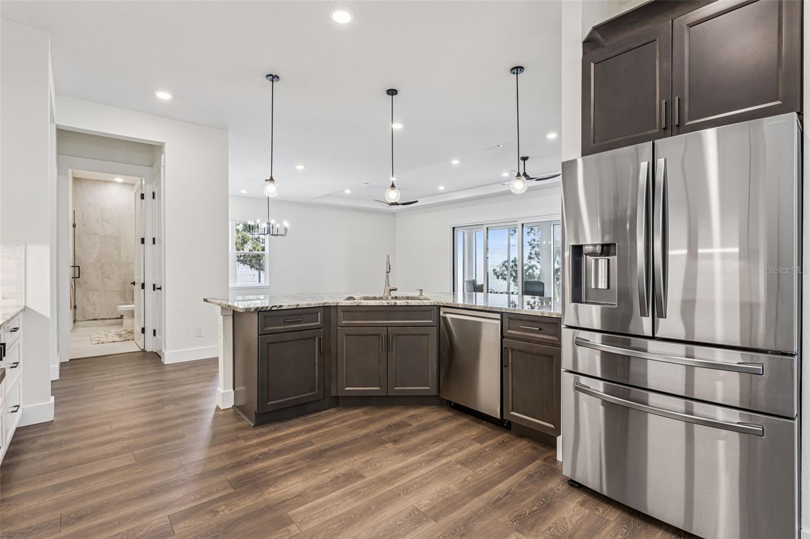 Image 14 of 82 For 17540 Third Street