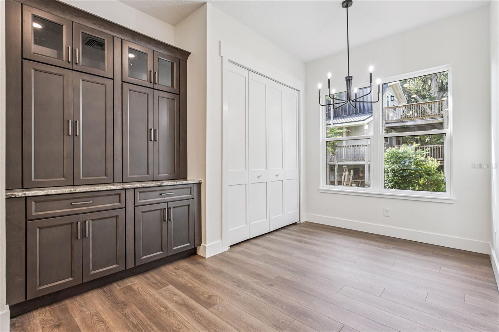 Image 18 of 82 For 17540 Third Street